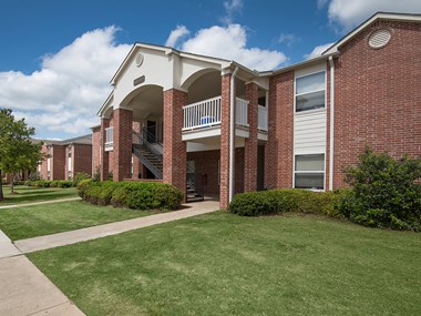 4315 Golf Club Drive #7901 1-2 Beds Apartment for Rent Photo Gallery 1